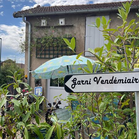 Le Garni Vendemiaire Apartman Vesoul Kültér fotó