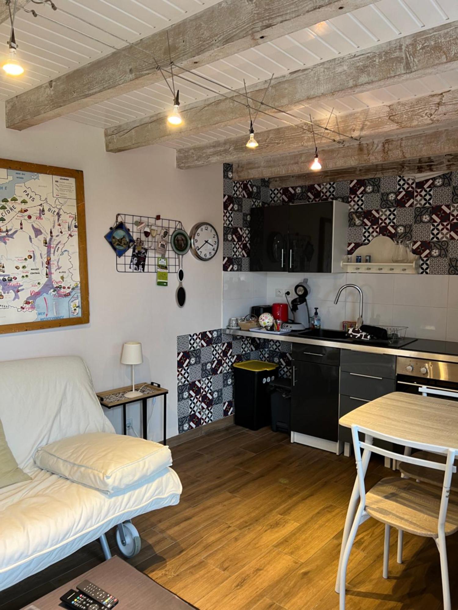 Le Garni Vendemiaire Apartman Vesoul Kültér fotó